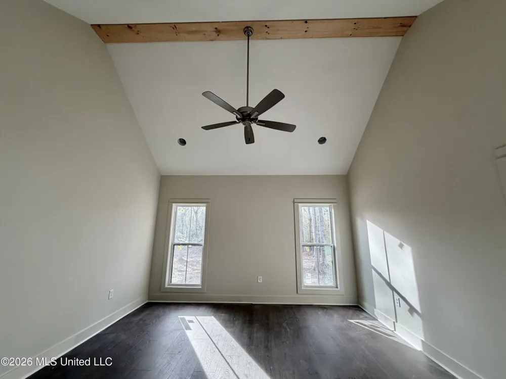 39 Forest Barnes Road Petal, MS 39465