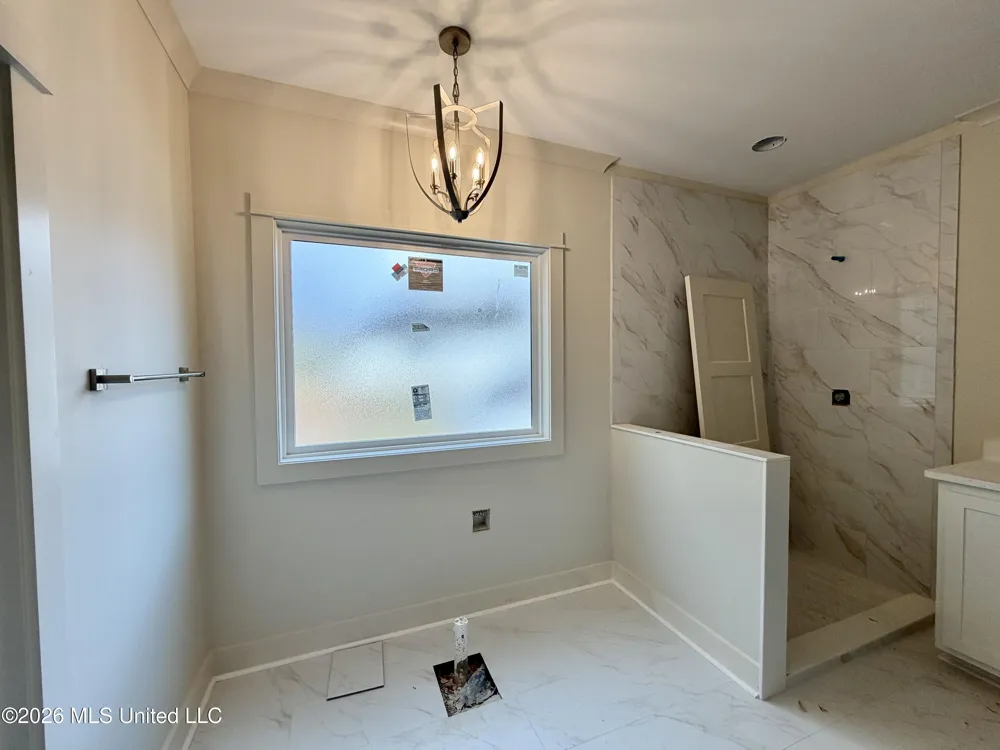 39 Forest Barnes Road Petal, MS 39465