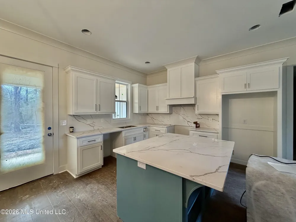 39 Forest Barnes Road Petal, MS 39465