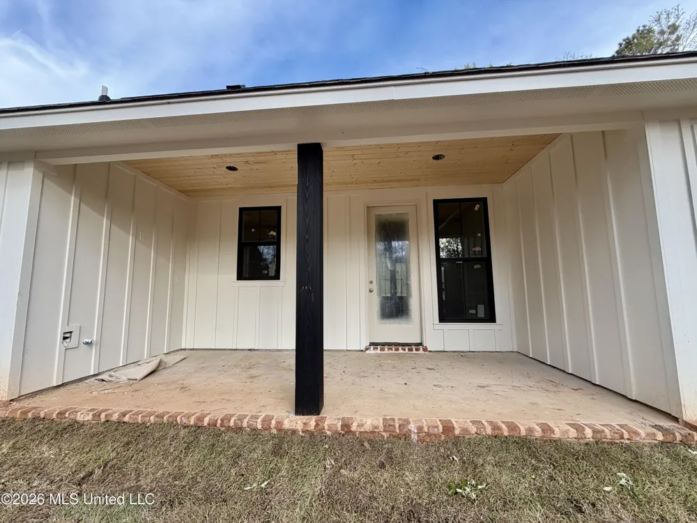 39 Forest Barnes Road Petal, MS 39465