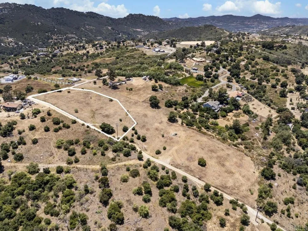15642 Mathew Road Valley Center, CA 92082