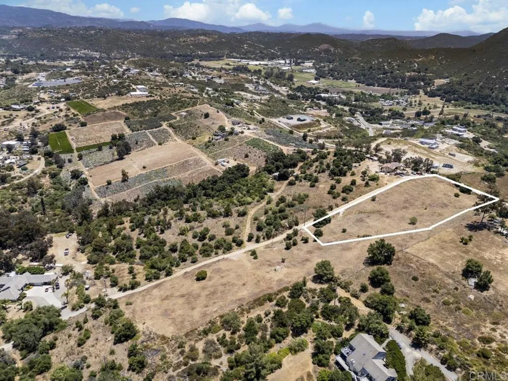 15642 Mathew Road Valley Center, CA 92082