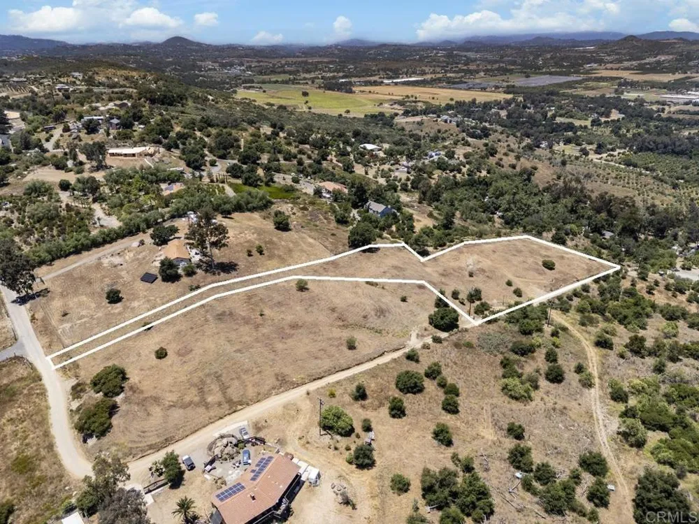 15626 Mathew Road Valley Center, CA 92082