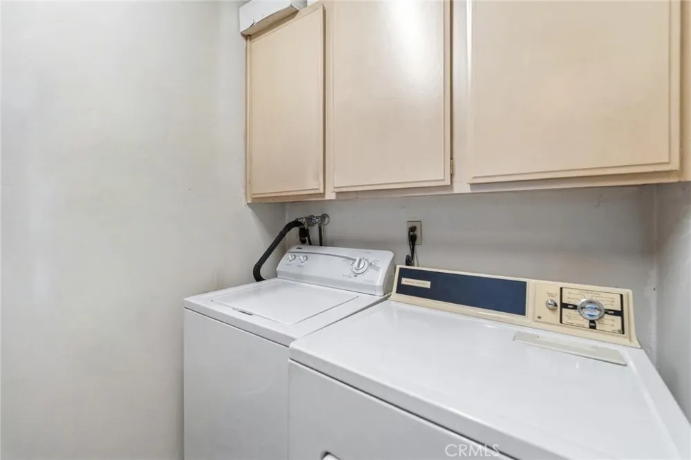 16865 Donwest Tustin, CA 92780
