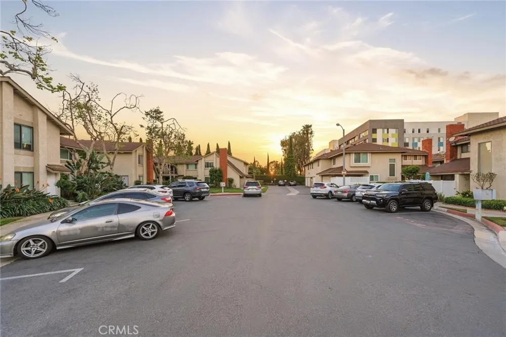 16865 Donwest Tustin, CA 92780