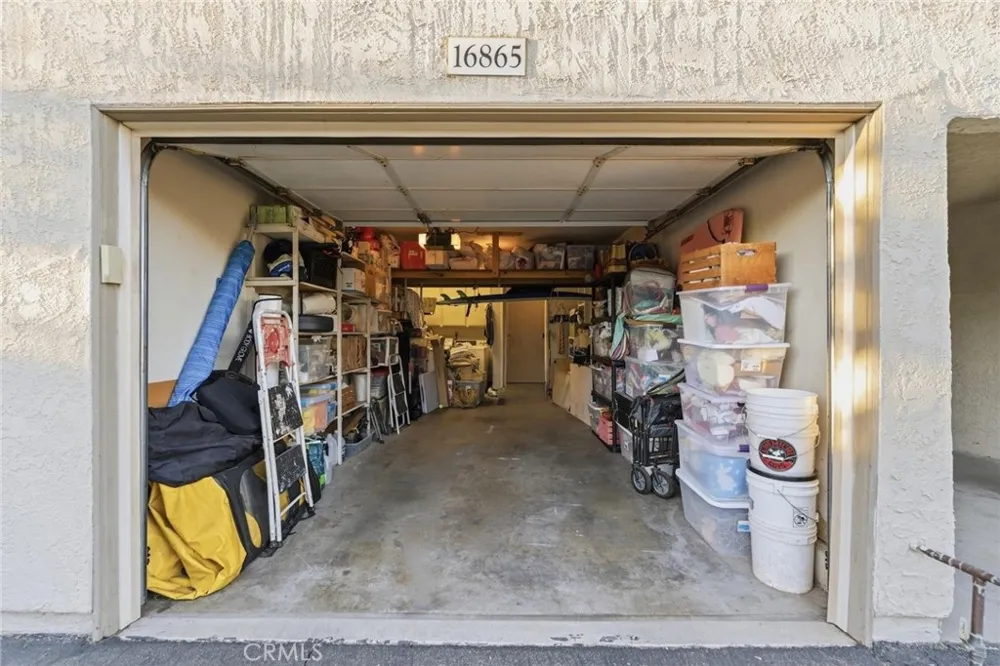 16865 Donwest Tustin, CA 92780