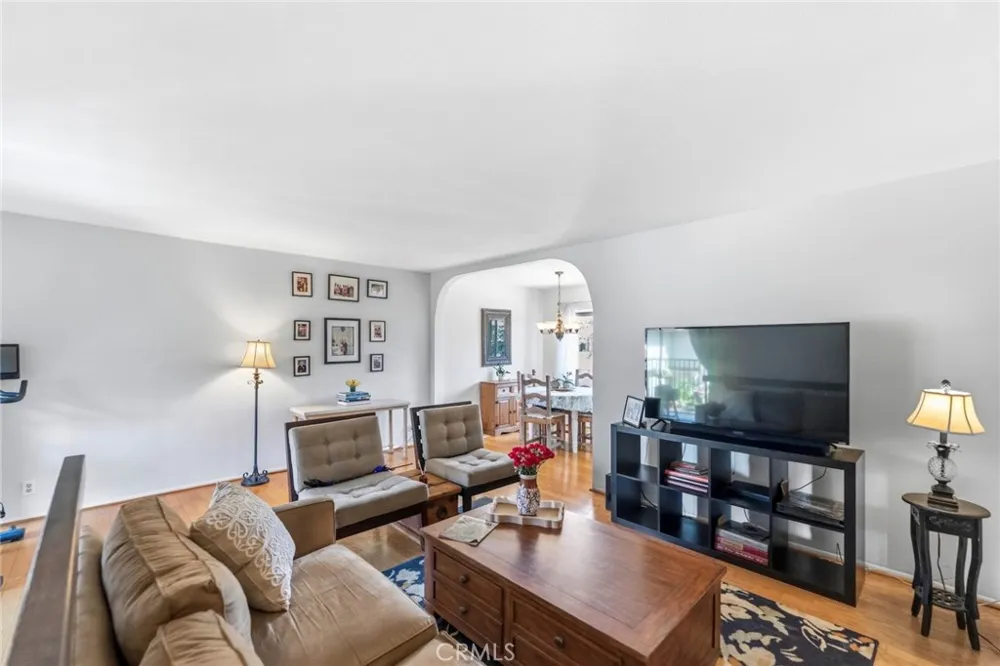 16865 Donwest Tustin, CA 92780
