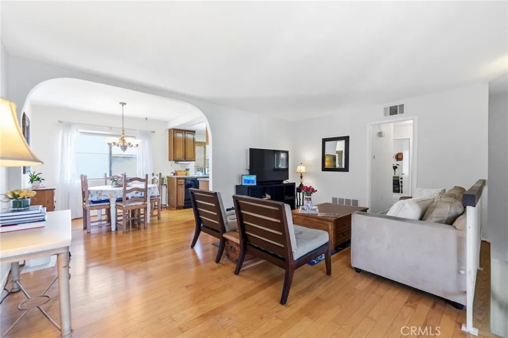 16865 Donwest Tustin, CA 92780