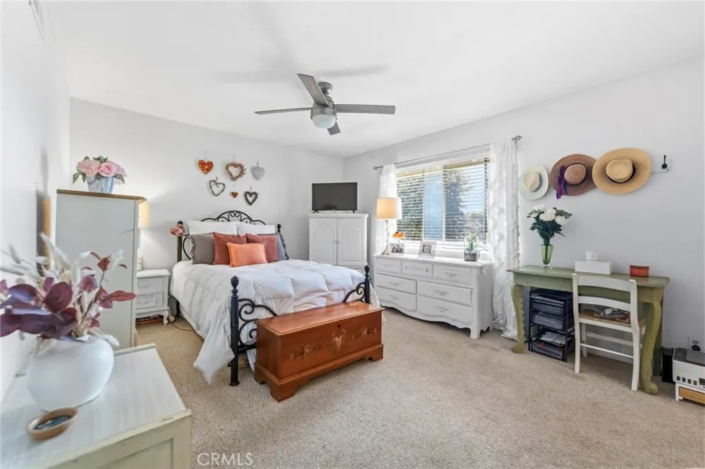 16865 Donwest Tustin, CA 92780