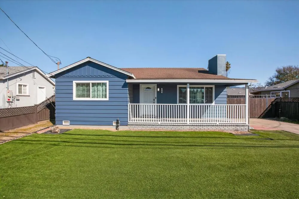 24 Amesti Road Watsonville, CA 95076