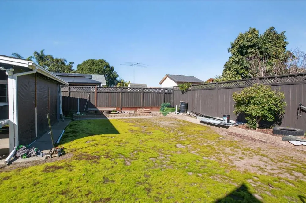 24 Amesti Road Watsonville, CA 95076
