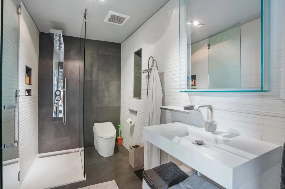 7116 Country Club Drive La Jolla, CA 92037