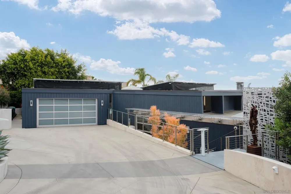 7116 Country Club Drive La Jolla, CA 92037