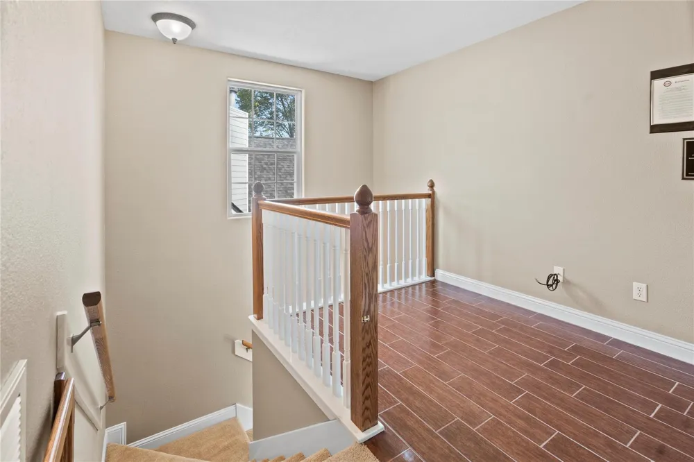 361 Bridgelanding Onalaska, TX 77360