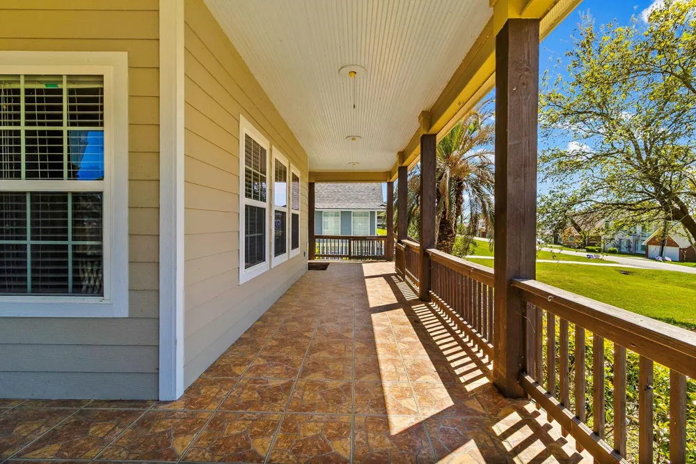 361 Bridgelanding Onalaska, TX 77360