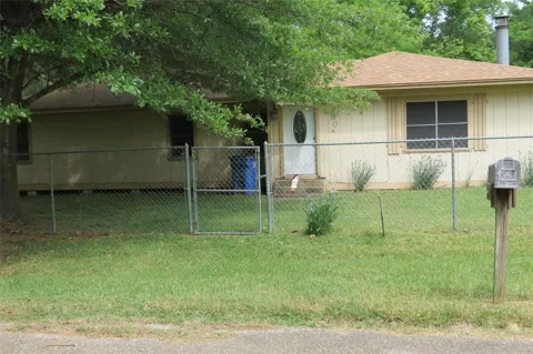 380 Keeland Dr