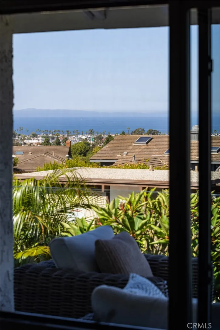 3 White Water Drive Corona del Mar, CA 92625