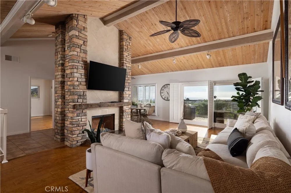 3 White Water Drive Corona del Mar, CA 92625