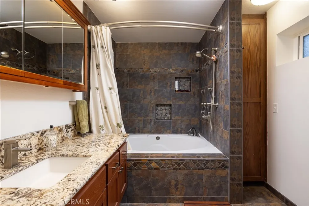 3 White Water Drive Corona del Mar, CA 92625