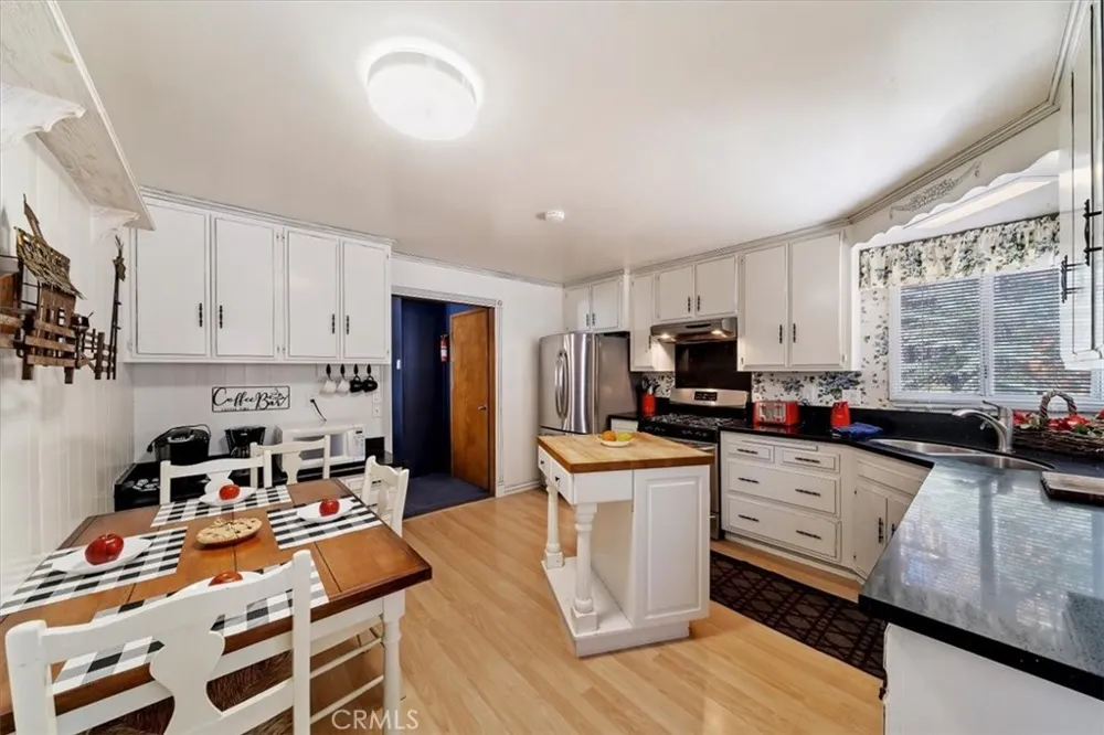 33338 Wild Rose Green Valley Lake, CA 92341