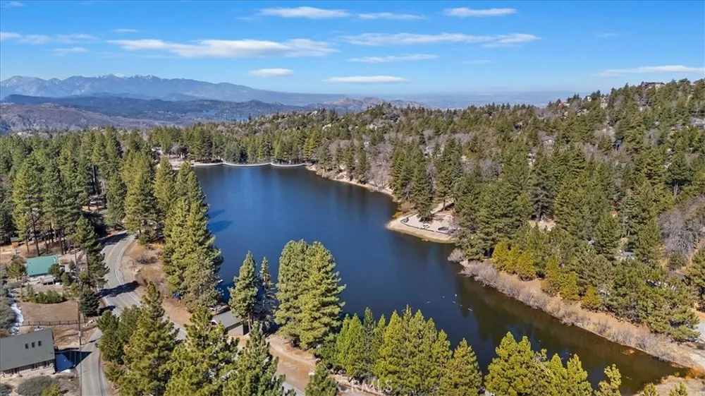 33338 Wild Rose Green Valley Lake, CA 92341