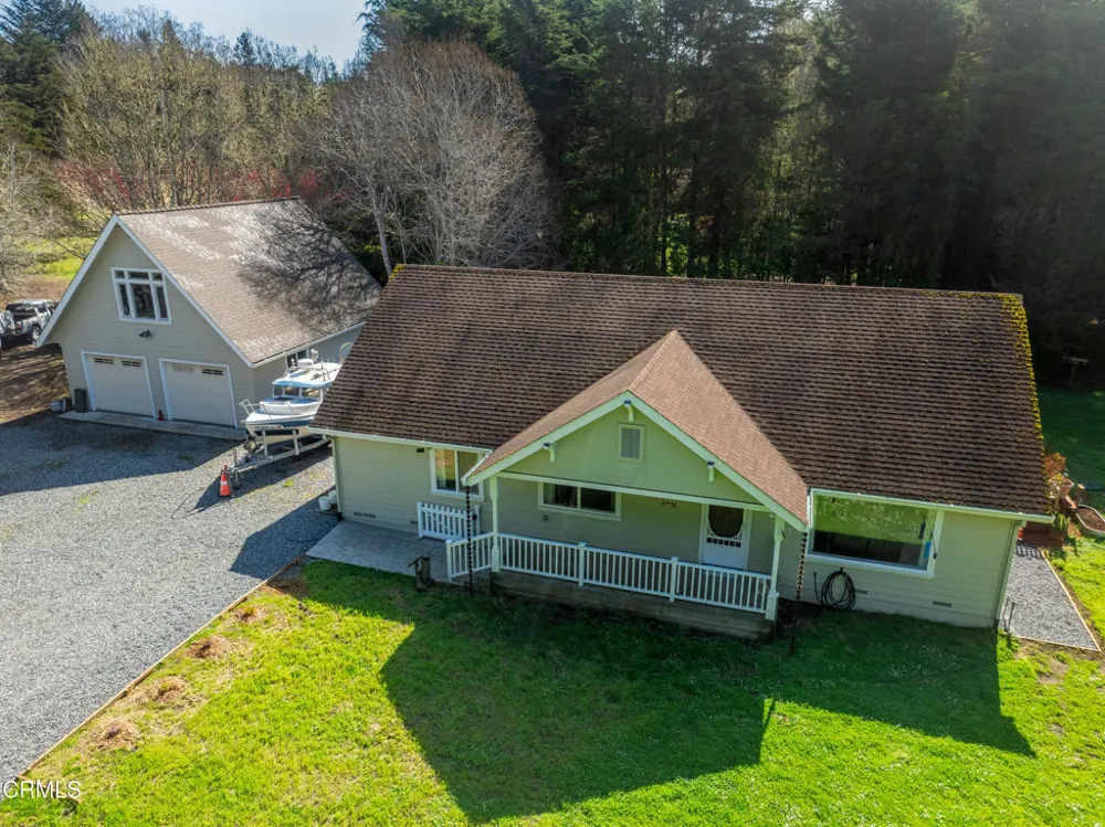 31195 Brush Creek Road Fort Bragg, CA 95437