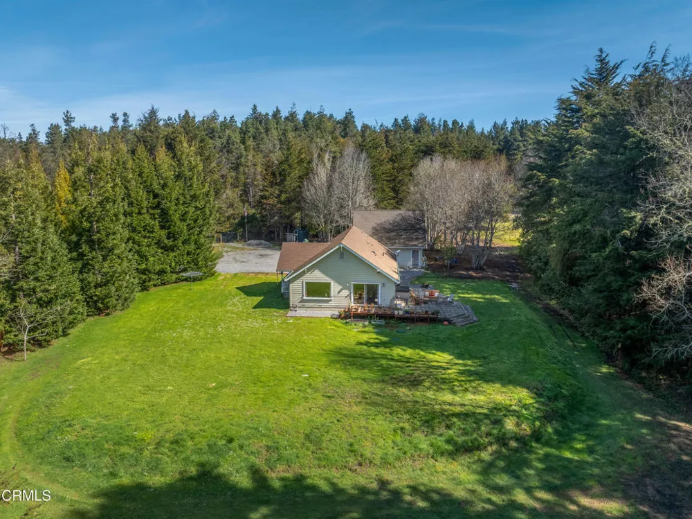 31195 Brush Creek Road Fort Bragg, CA 95437