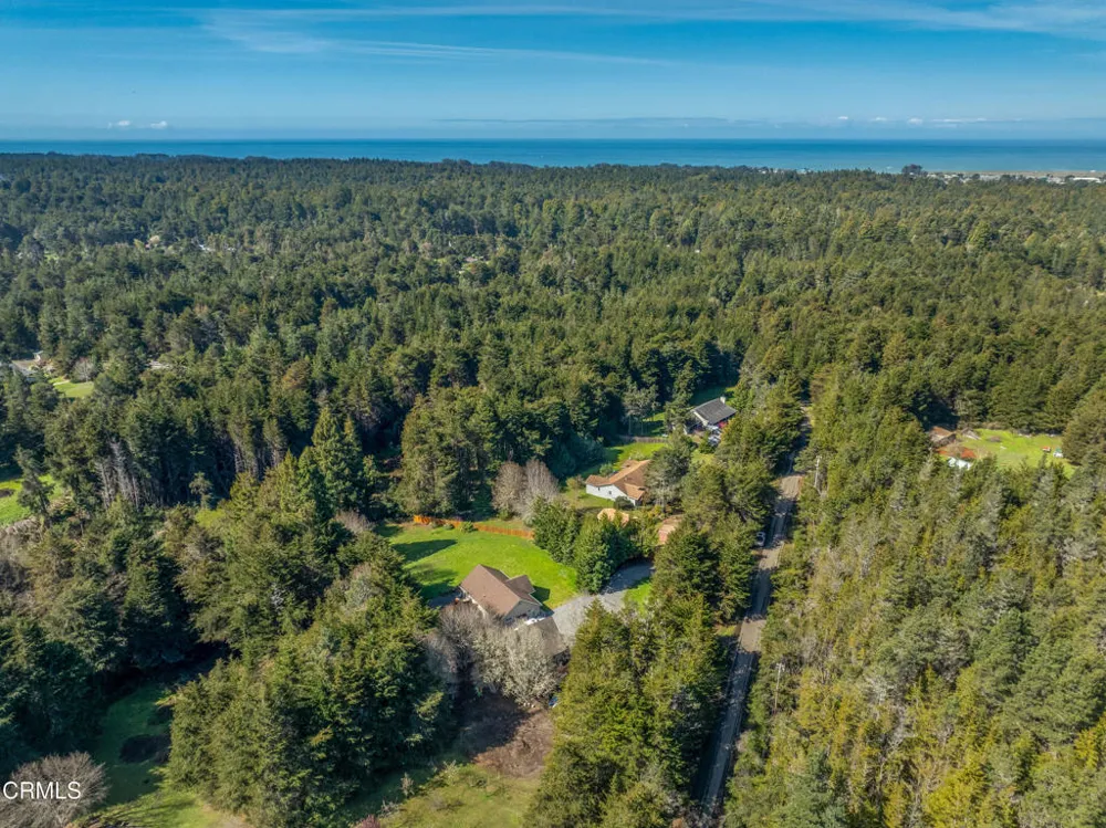 31195 Brush Creek Road Fort Bragg, CA 95437