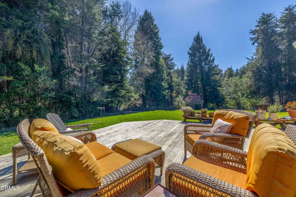 31195 Brush Creek Road Fort Bragg, CA 95437
