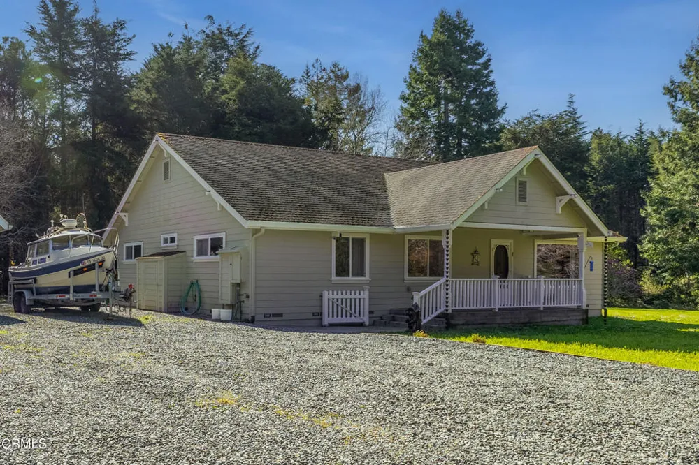 31195 Brush Creek Road Fort Bragg, CA 95437