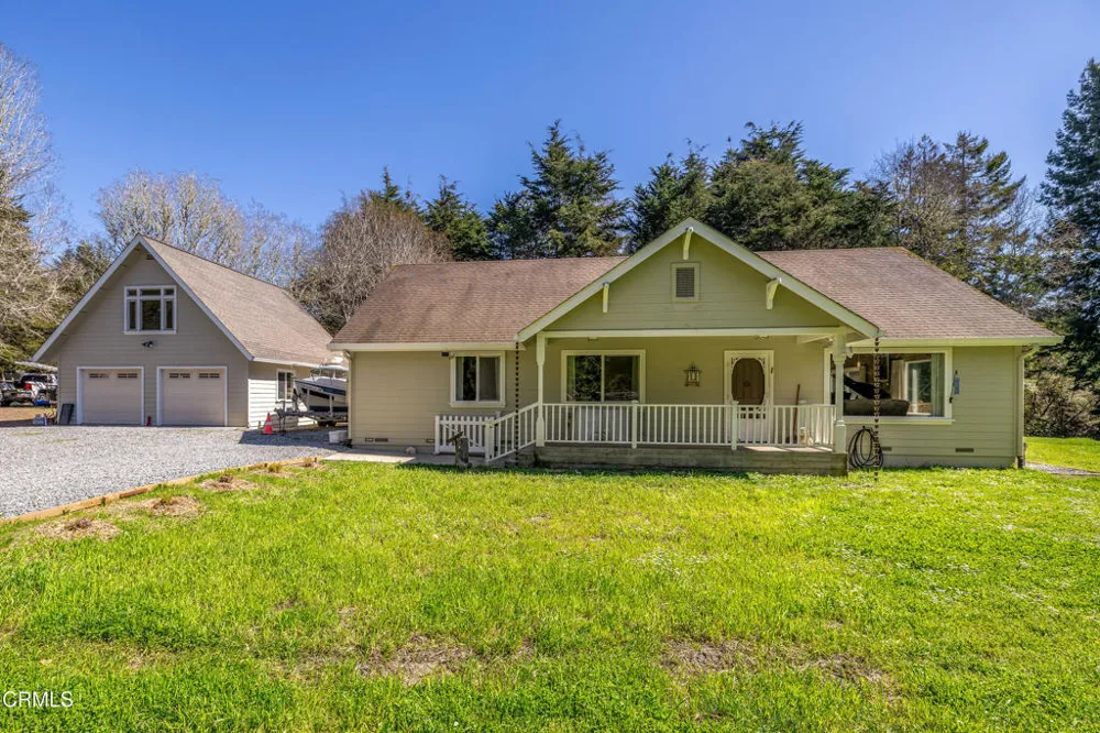 31195 Brush Creek Road Fort Bragg, CA 95437