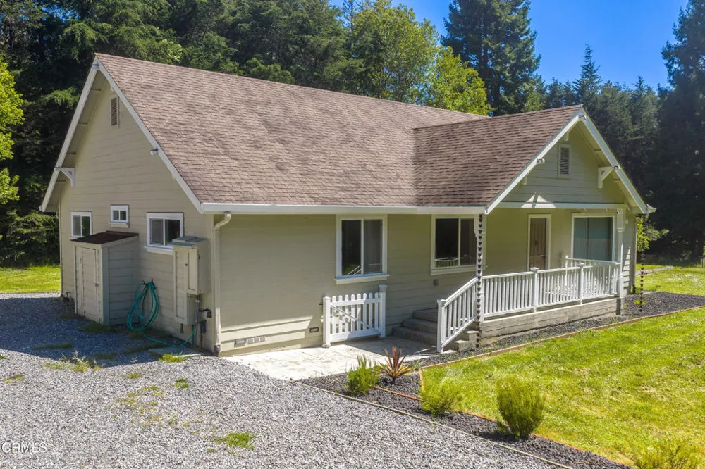 31195 Brush Creek Road Fort Bragg, CA 95437