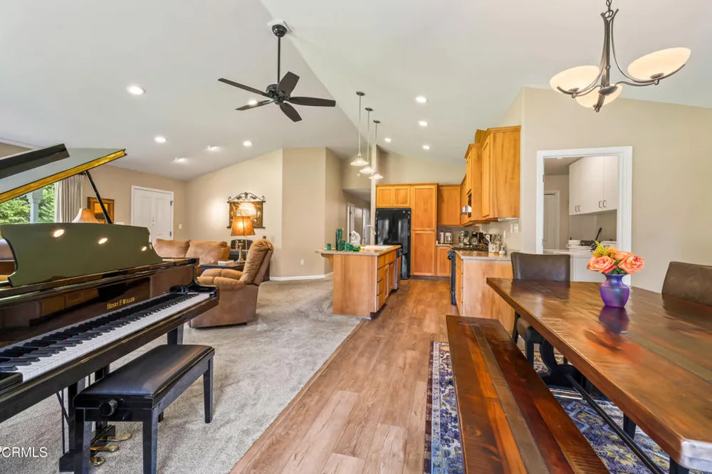 31195 Brush Creek Road Fort Bragg, CA 95437
