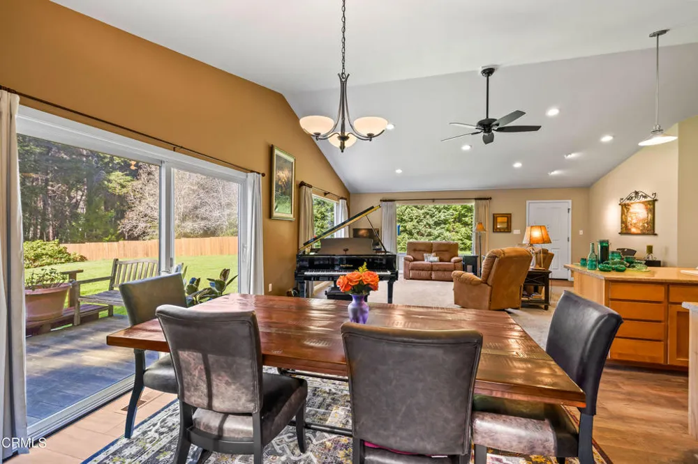 31195 Brush Creek Road Fort Bragg, CA 95437