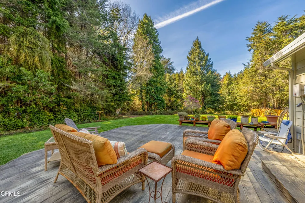 31195 Brush Creek Road Fort Bragg, CA 95437