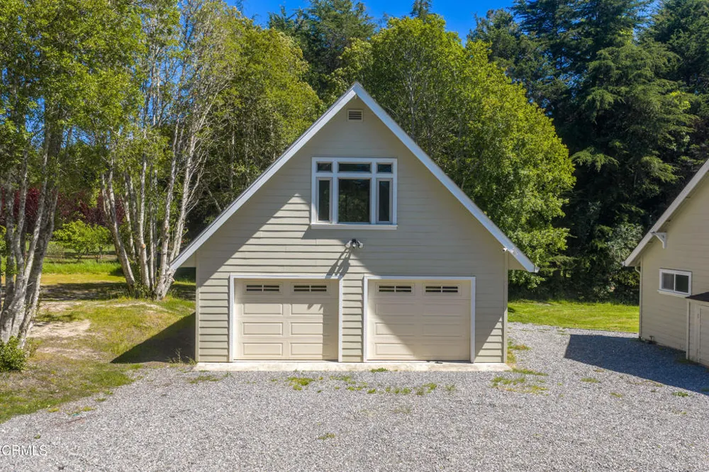 31195 Brush Creek Road Fort Bragg, CA 95437