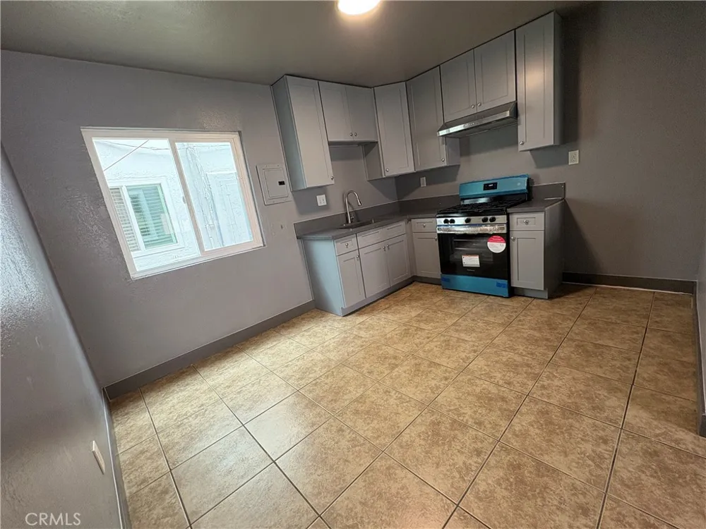 1905 W Myrtle Street #3 Santa Ana, CA 92703