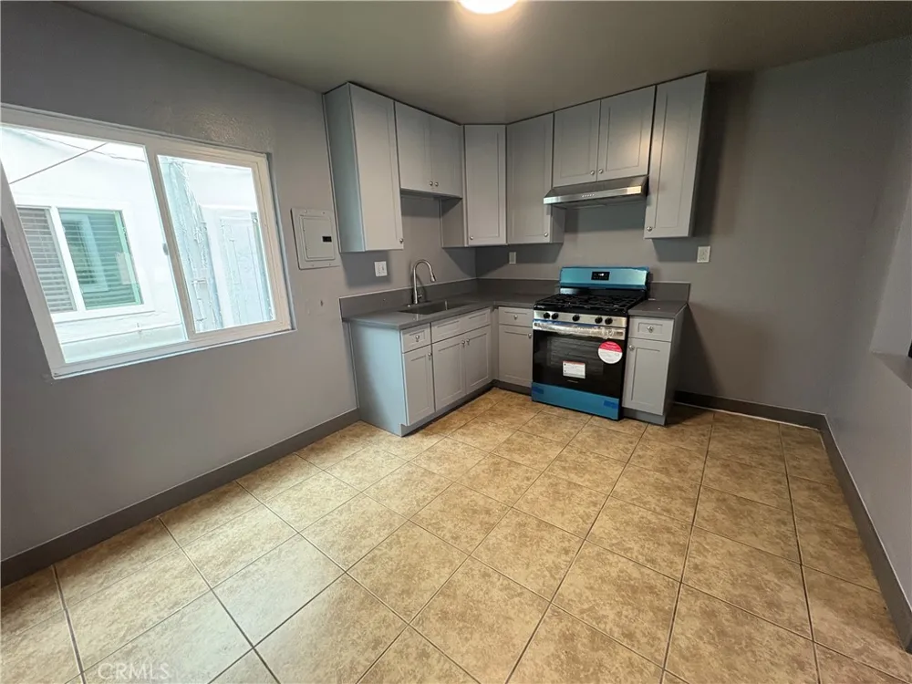 1905 W Myrtle Street #3 Santa Ana, CA 92703