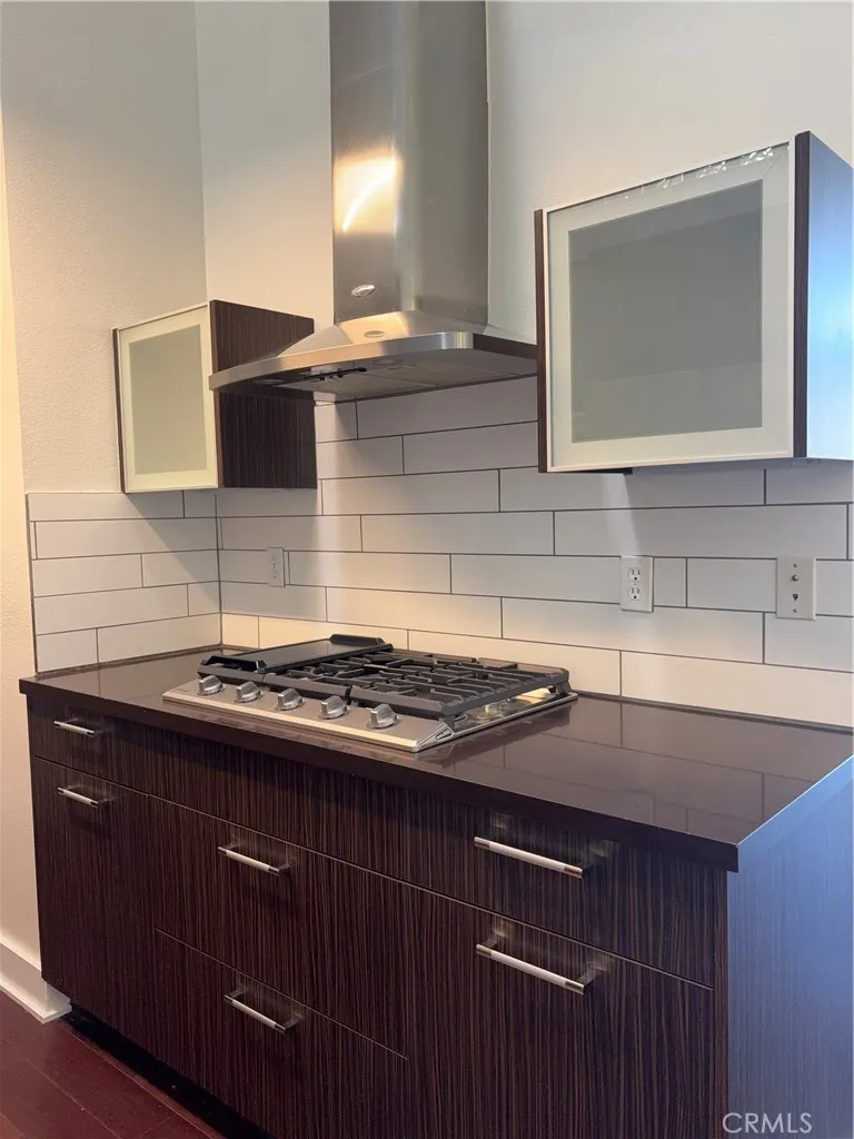 600 S Ridgeley Los Angeles, CA 90036