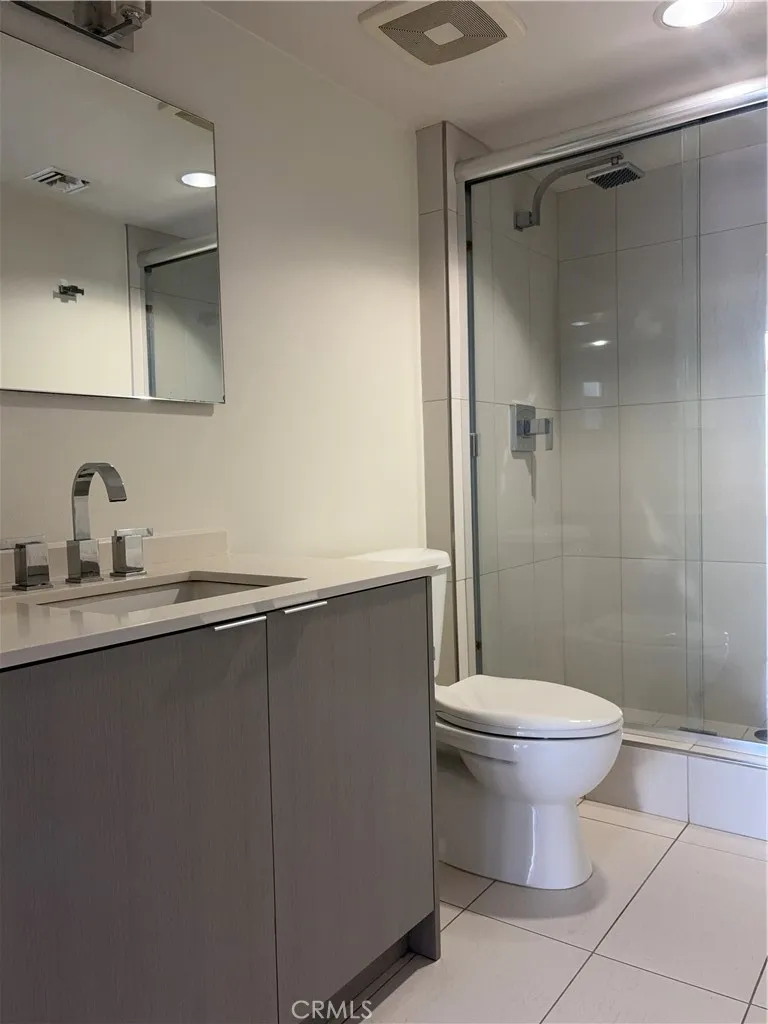600 S Ridgeley Los Angeles, CA 90036