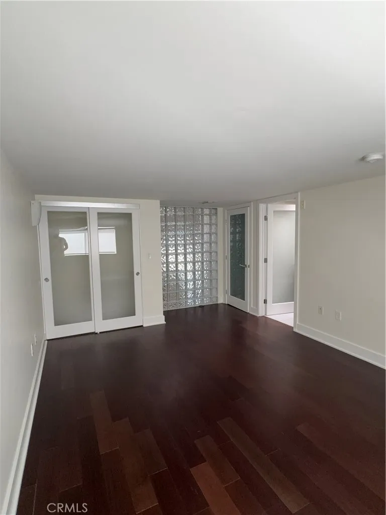 600 S Ridgeley Los Angeles, CA 90036