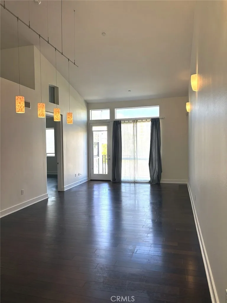 600 S Ridgeley Los Angeles, CA 90036