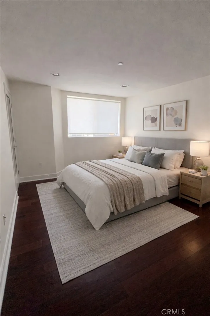 600 S Ridgeley Los Angeles, CA 90036