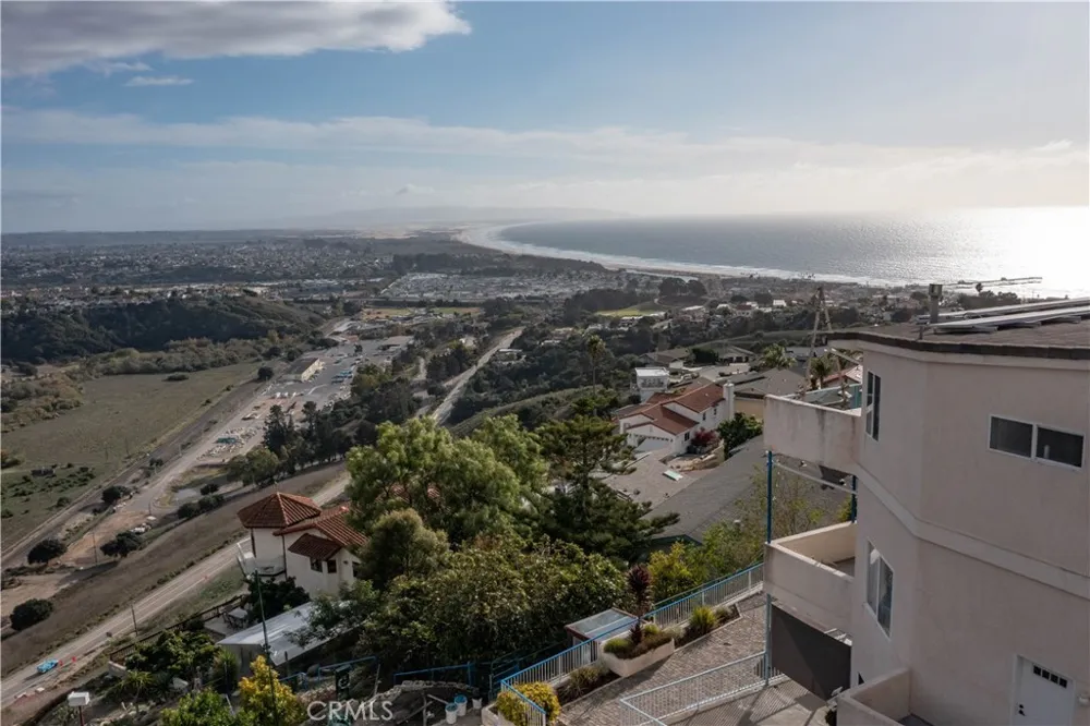 1094 Longview Pismo Beach, CA 93449