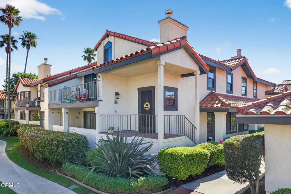 2277 Martinique Lane Oxnard, CA 93035