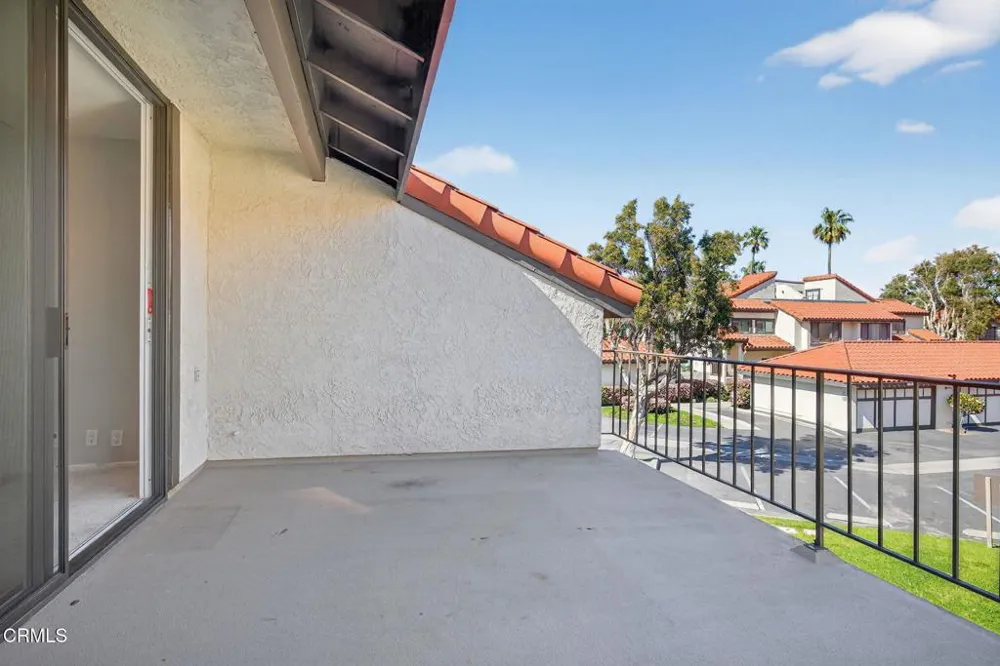 2277 Martinique Lane Oxnard, CA 93035