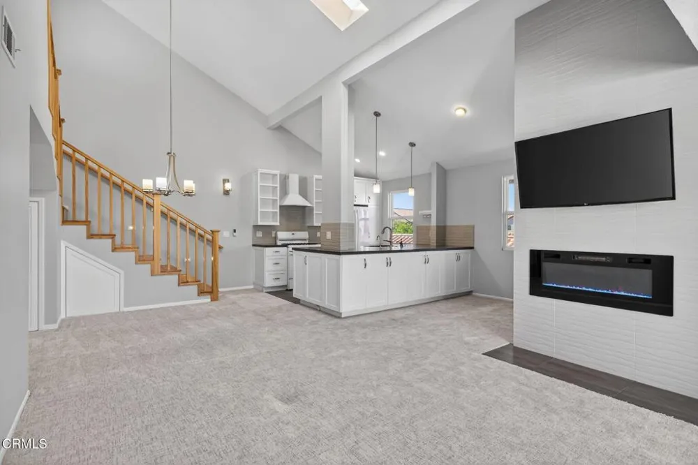 2277 Martinique Lane Oxnard, CA 93035