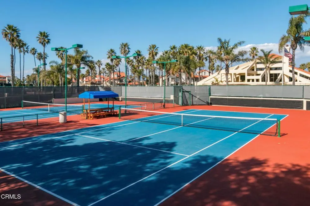 2277 Martinique Lane Oxnard, CA 93035