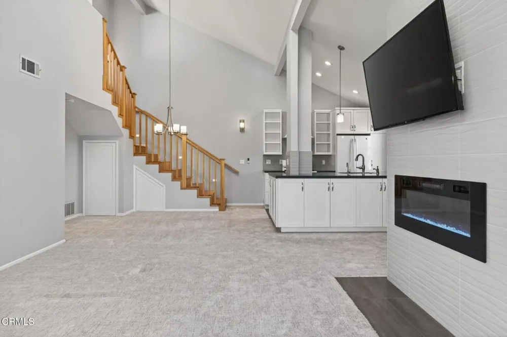 2277 Martinique Lane Oxnard, CA 93035