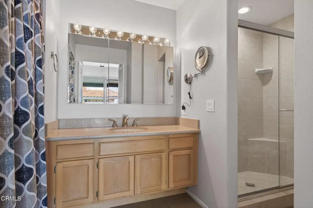 2277 Martinique Lane Oxnard, CA 93035